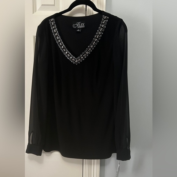 Alex Evenings Tops - 🎉 H P 🎉 NWT Alex Evenings Black Top w V Neck Trim, Sheer Sleeves, Size S…